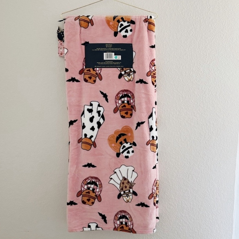 RACHEL Rachel Roy Halloween Plush Throw - Picture 3 of 10